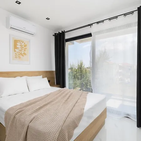 Aphrodite * Kallithea (Chalkidiki)